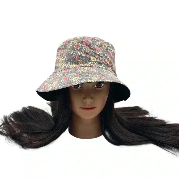 Boutique Lavender Purple Multi Dainty Floral Print Reversible Bucket Hat OSFM - Picture 2 of 6